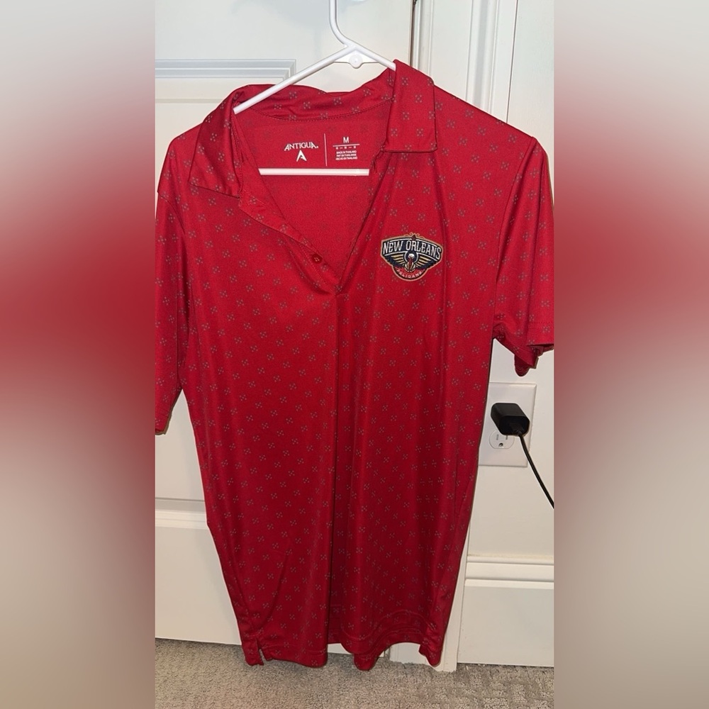 Red New Orleans Pelicans Antigua Polo Shirt Medium